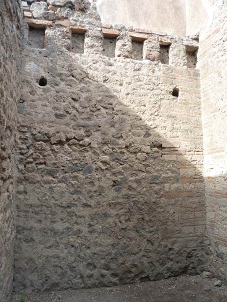 VI.12.2 Pompeii. September 2015. North wall.