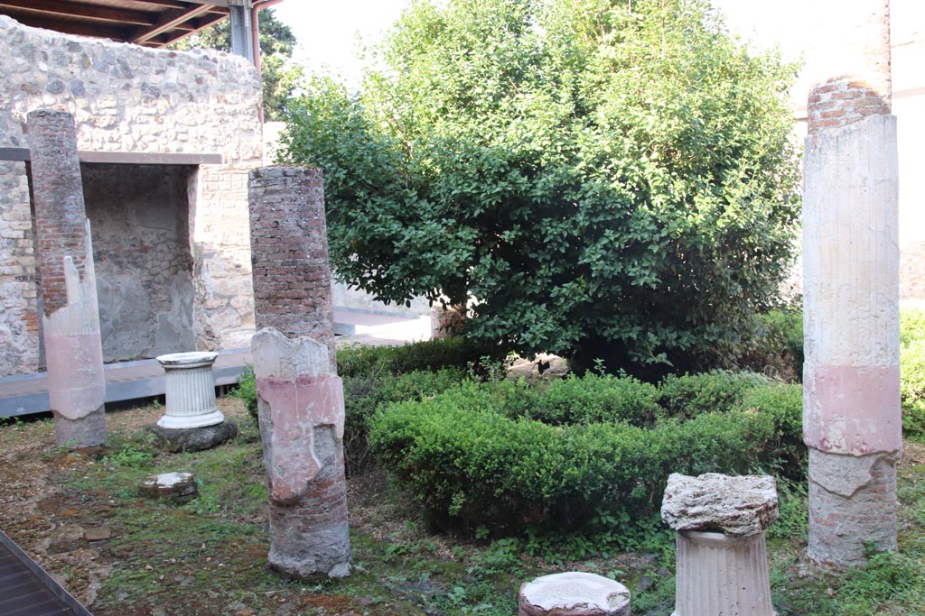 HGW24 Pompeii. Villa of Diomedes. October 2023. 
Looking towards north-west corner of peristyle, from south portico. Photo courtesy of Klaus Heese.
