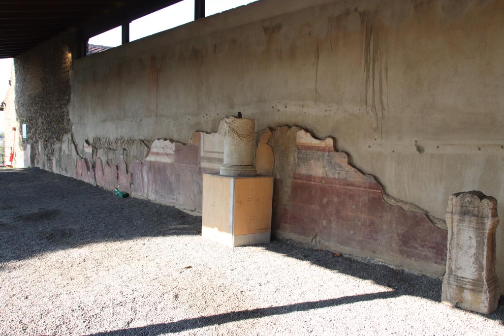 Villa San Marco, Stabiae, October 2022. Portico 2, looking north along east wall. Photo courtesy of Klaus Heese.