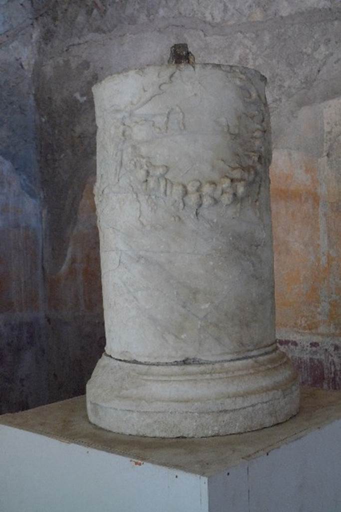 Villa San Marco, Stabiae, July 2010. 
Decorated marble altar. Photo courtesy of Michael Binns.


