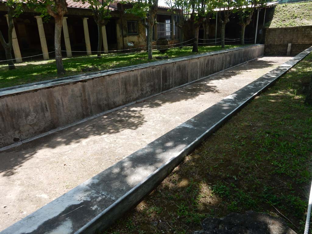 Villa San Marco, Stabiae, June 2019. Pool 15, looking south-east across pool. Photo courtesy of Buzz Ferebee