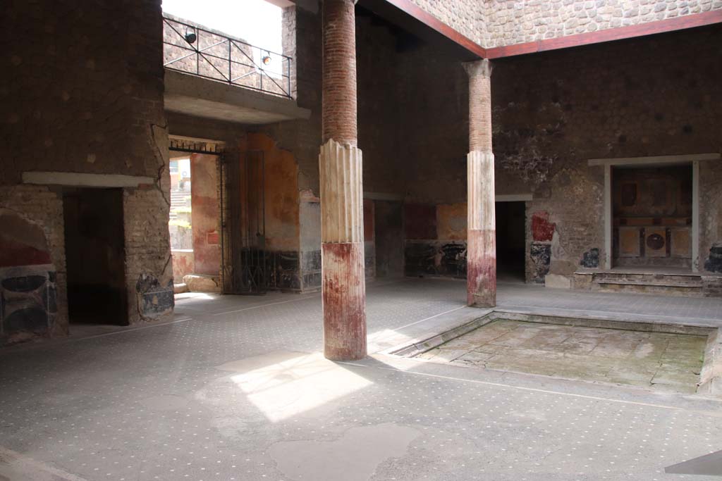 Villa San Marco, Stabiae, September 2019. Room 44, looking across atrium towards south-west corner of atrium. Photo courtesy of Klaus Heese.