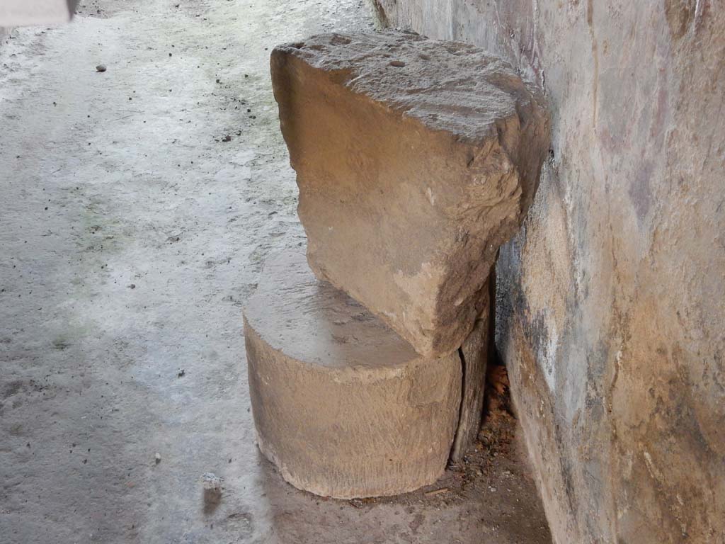 Villa San Marco, Stabiae, June 2019. Corridor 59a, detail of stone blocks. Photo courtesy of Buzz Ferebee.