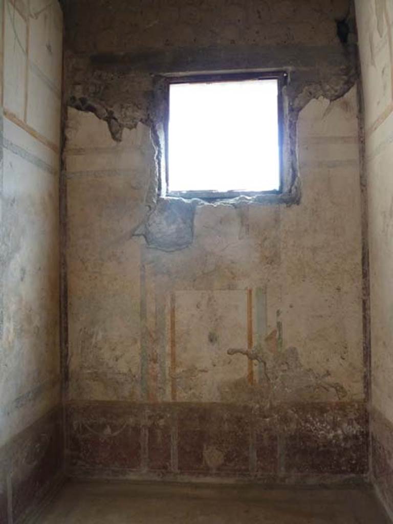 Villa San Marco, Stabiae, September 2015. Room 57, south wall.