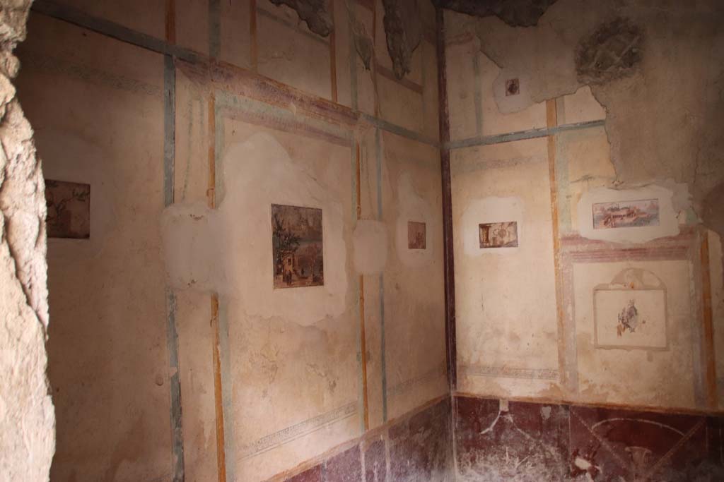 Villa San Marco, Stabiae, September 2019. Room 52, looking towards south-west corner from entrance doorway. Photo courtesy of Klaus Heese.