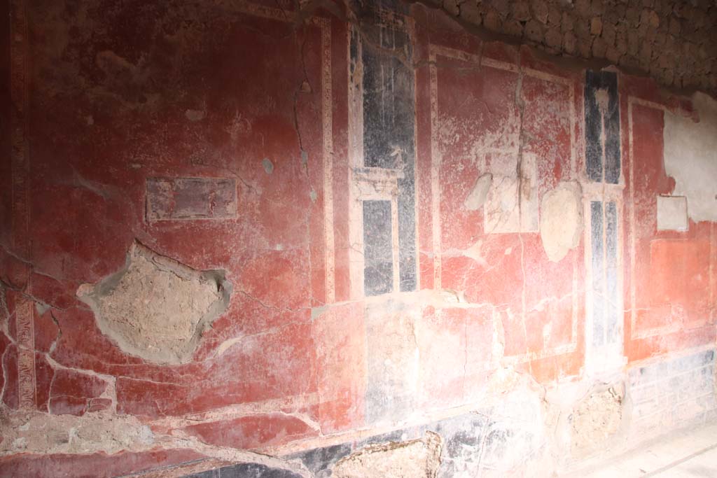 Villa San Marco, Stabiae, September 2019. Room 25, looking towards north wall from west end of tetrastyle atrium. Photo courtesy of Klaus Heese