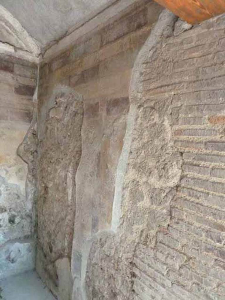 Villa of Mysteries, Pompeii. May 2010. Room 42, south wall.