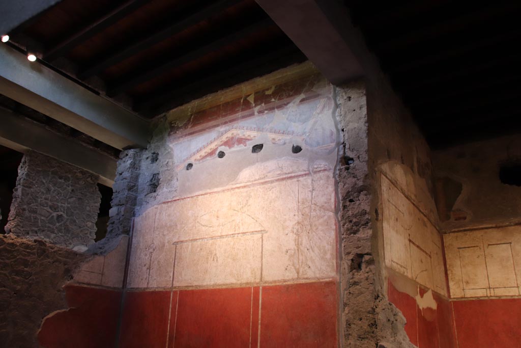 Villa of Mysteries, Pompeii. May 2024. Room 14, upper south wall of cubiculum. Photo courtesy of Klaus Heese.

