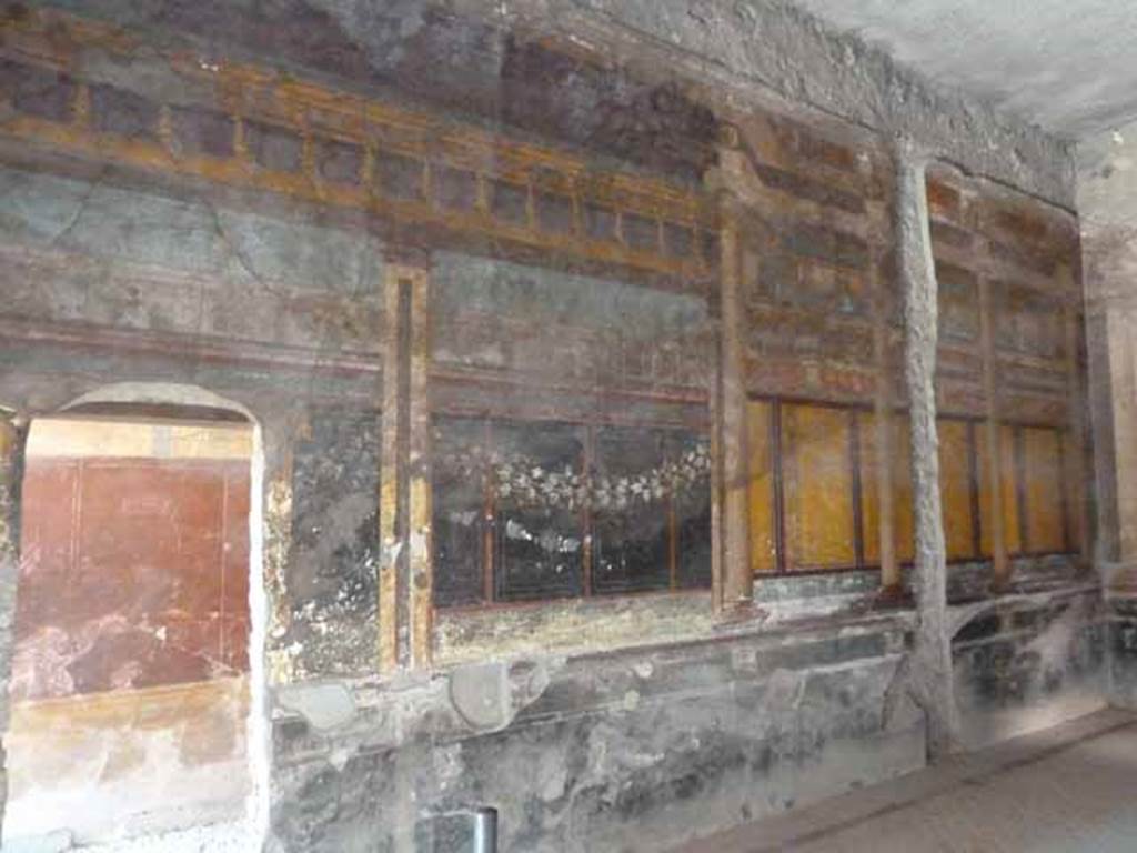 Villa of Mysteries, Pompeii. May 2010. Room 6, looking north along west wall.