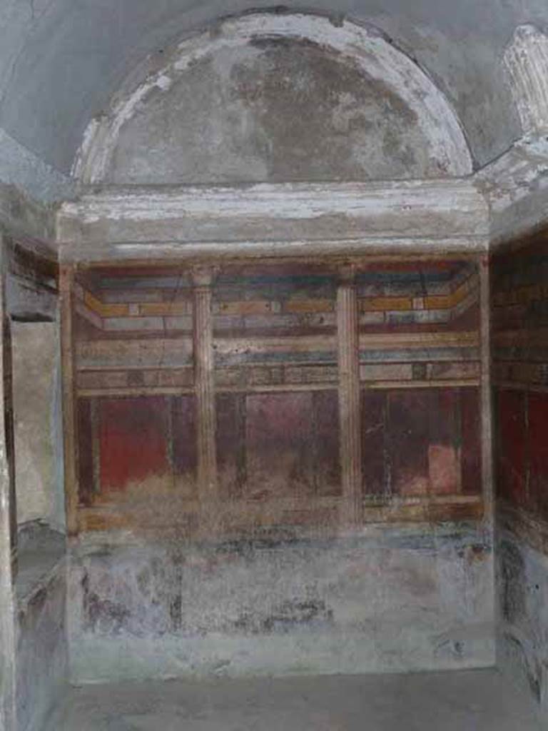 Villa of Mysteries, Pompeii. May 2010. Room 8, north wall.