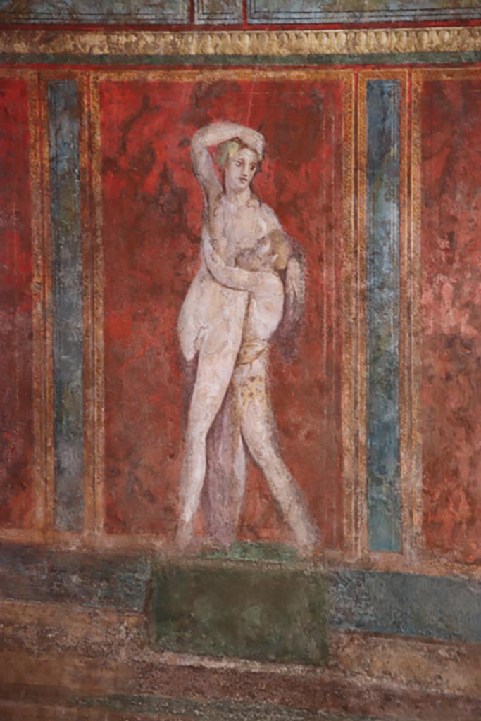 Villa of Mysteries, Pompeii. May 2024. 
Room 4, detail of wall painting of Dionysus and Silenus, on east wall in north-east corner.
Photo courtesy of Klaus Heese.
