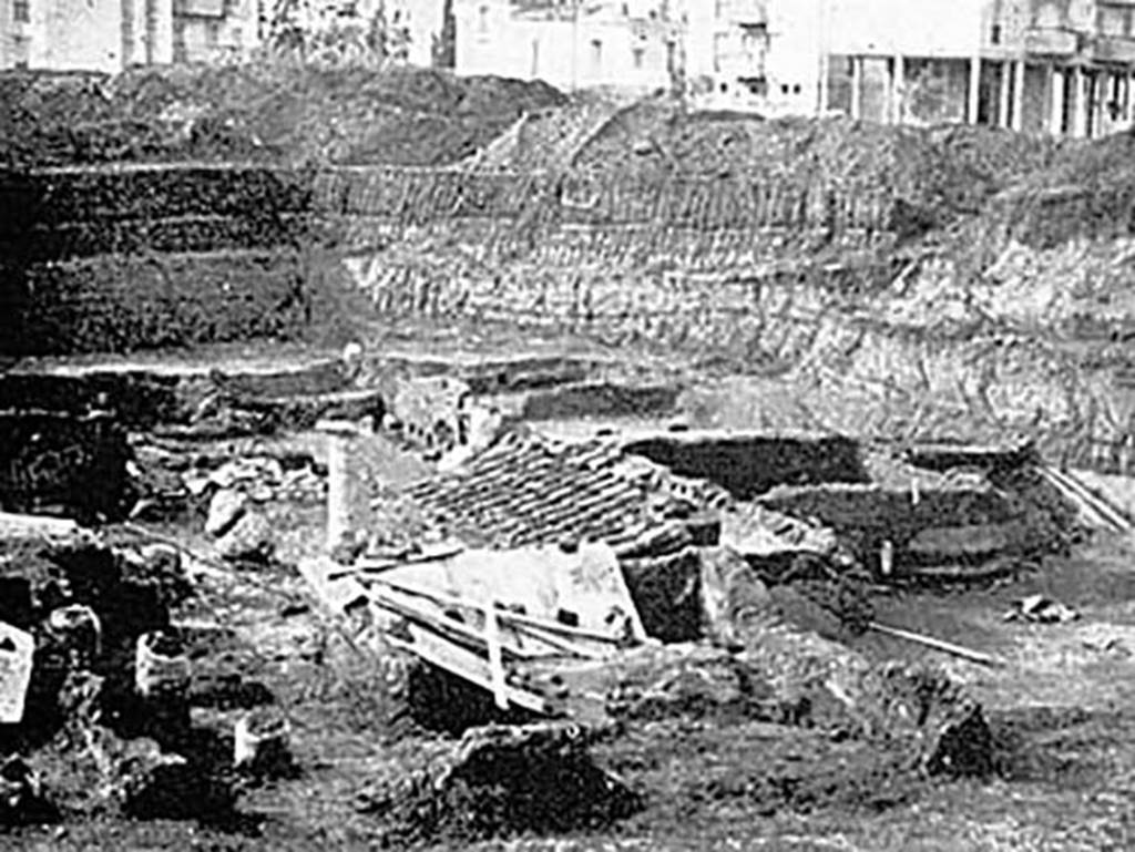 Villa Regina, Boscoreale. 1978, looking south-west across the villa in course of excavation.